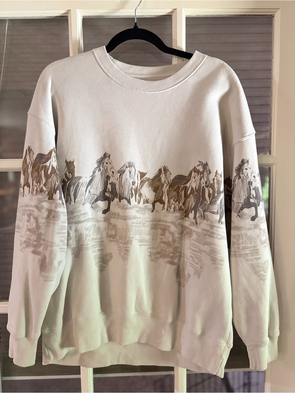 A&F Classic Horses Graphic Crewneck Sweatshirt - Light Gray